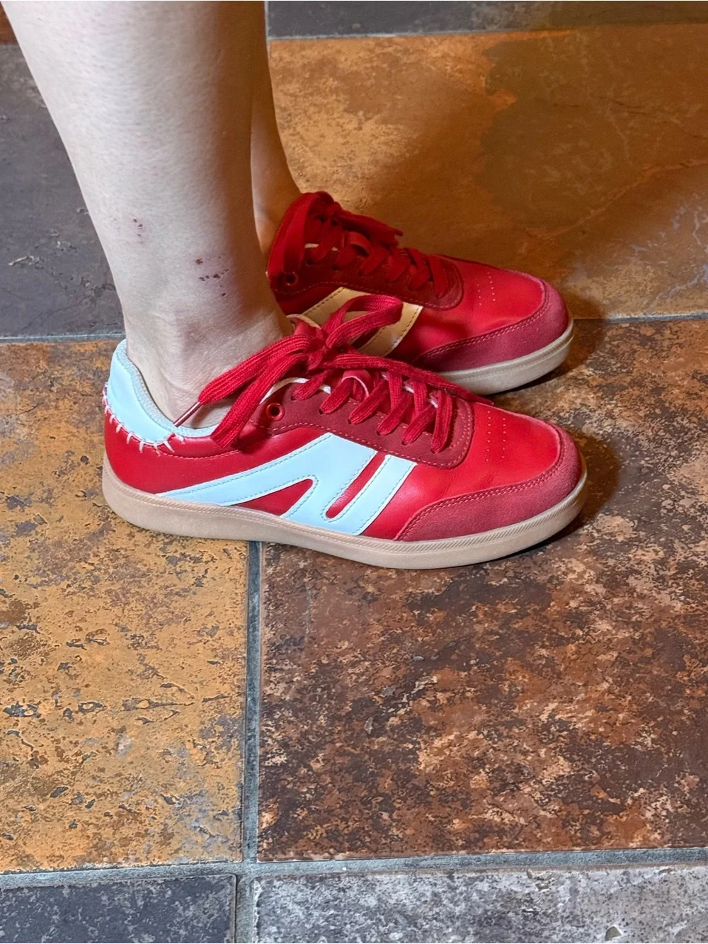 Women Red Athletic Sneakers with White Stripe